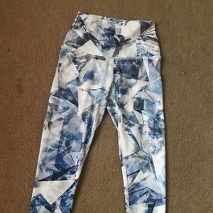 Small high waisted leggings